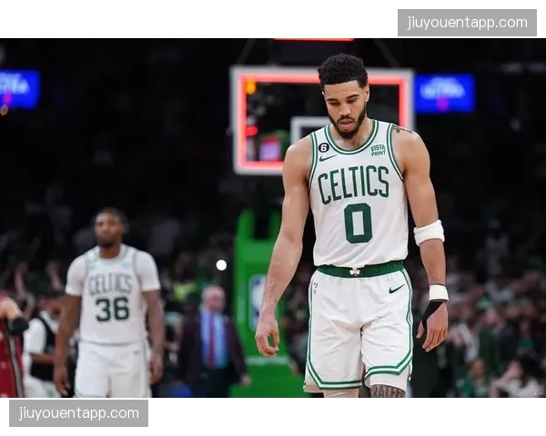 塔图姆复出时间成为变数 凯尔特人季后赛希望重燃 塔图姆复出时间成为变数 凯尔特人季后赛希望重燃